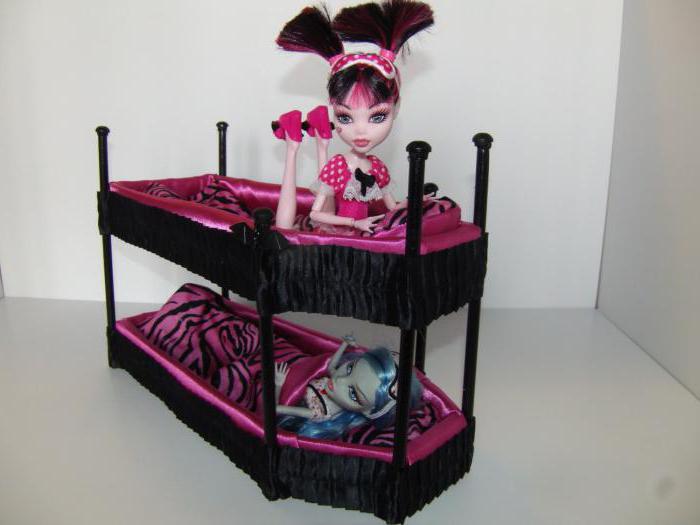 Ako urobiť postel postele Monster High bábiky 